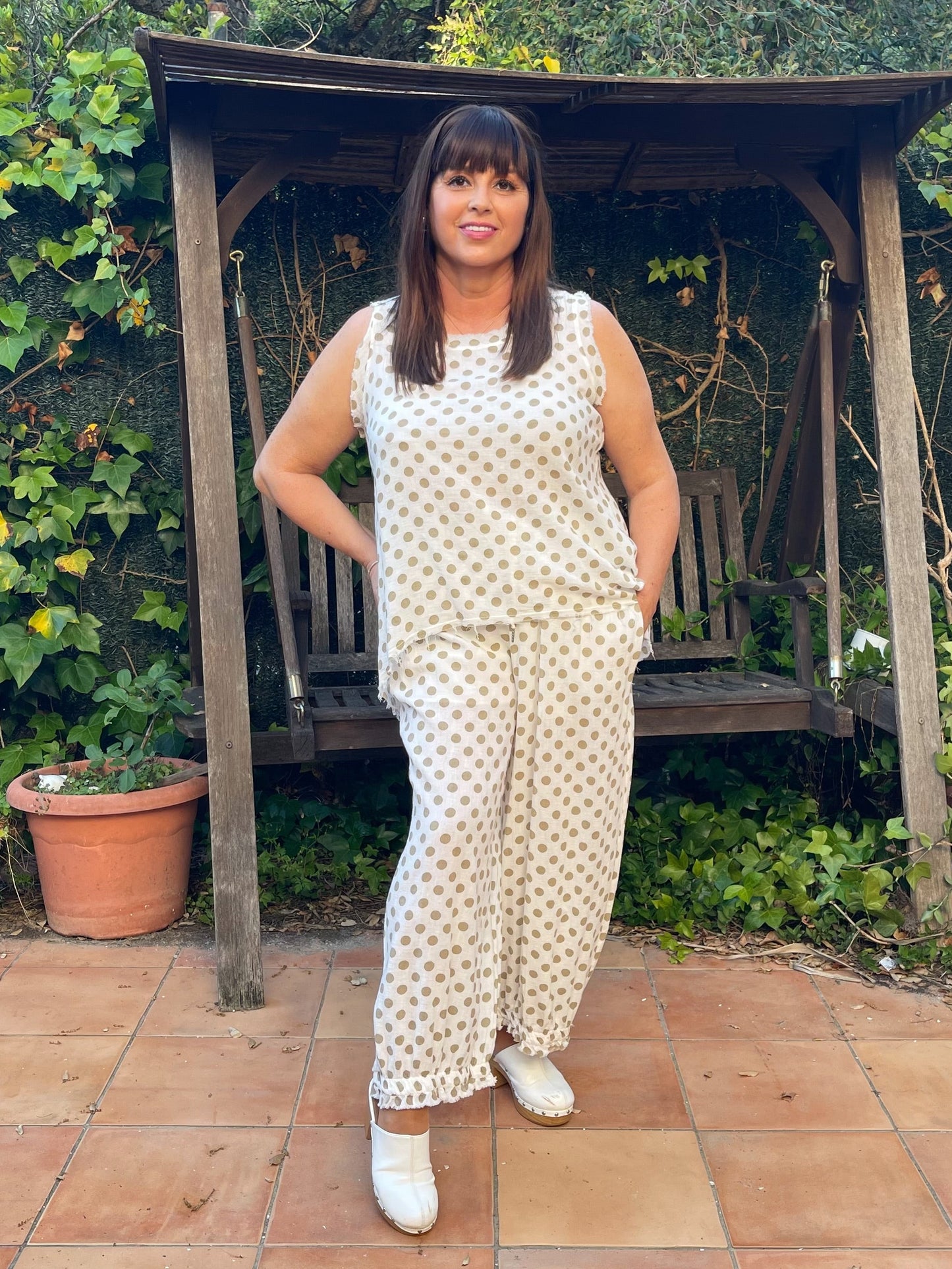 Conjunto White